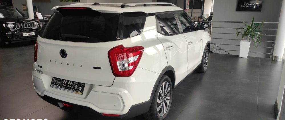 SsangYong Tivoli cena 99900 przebieg: 1266, rok produkcji 2021 z Paczków małe 37